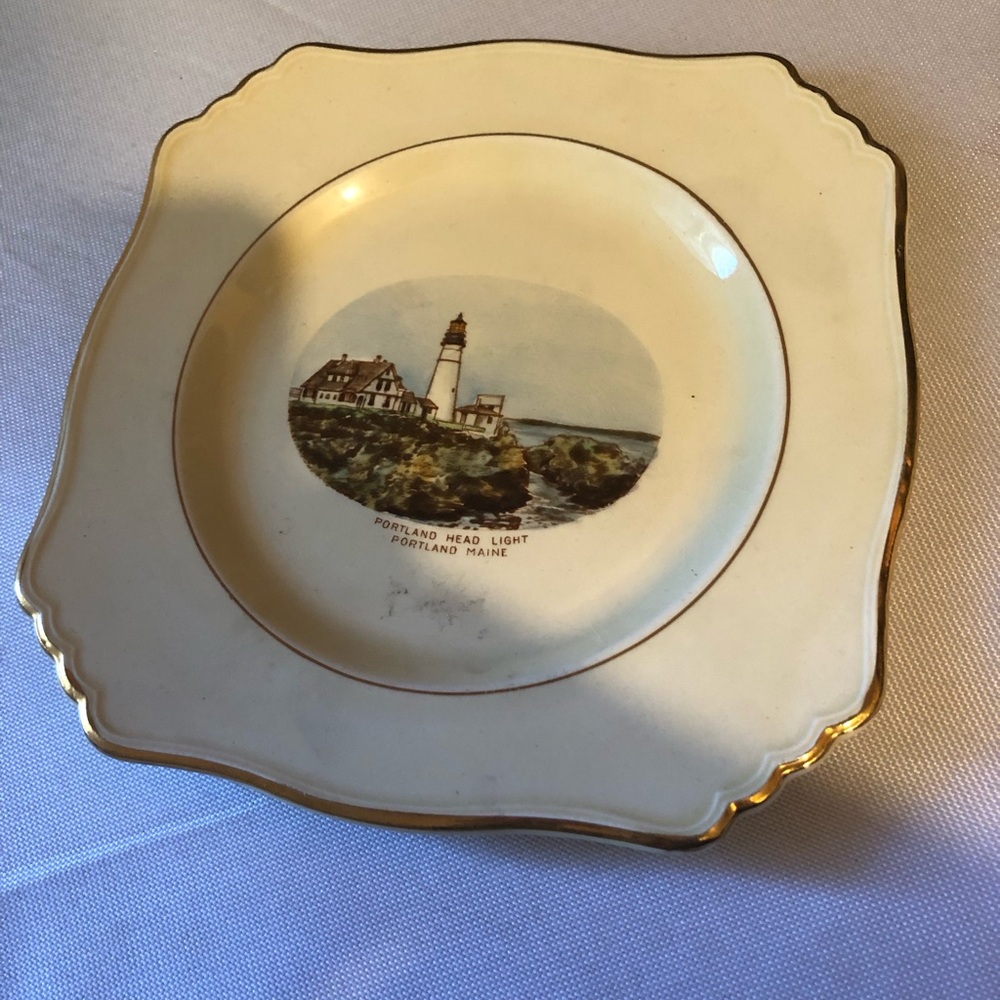Royal Winton Portland Maine Lighthouse Collector Plate- 790 $40 or $35 w/offer
